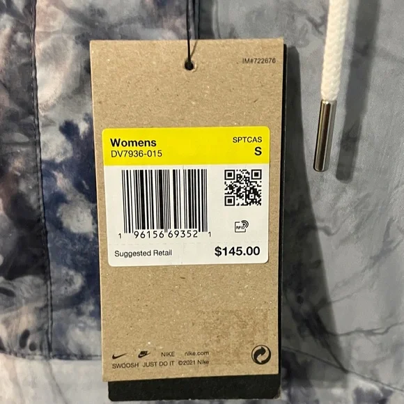 Nike Jacket - Picture 2 of 5